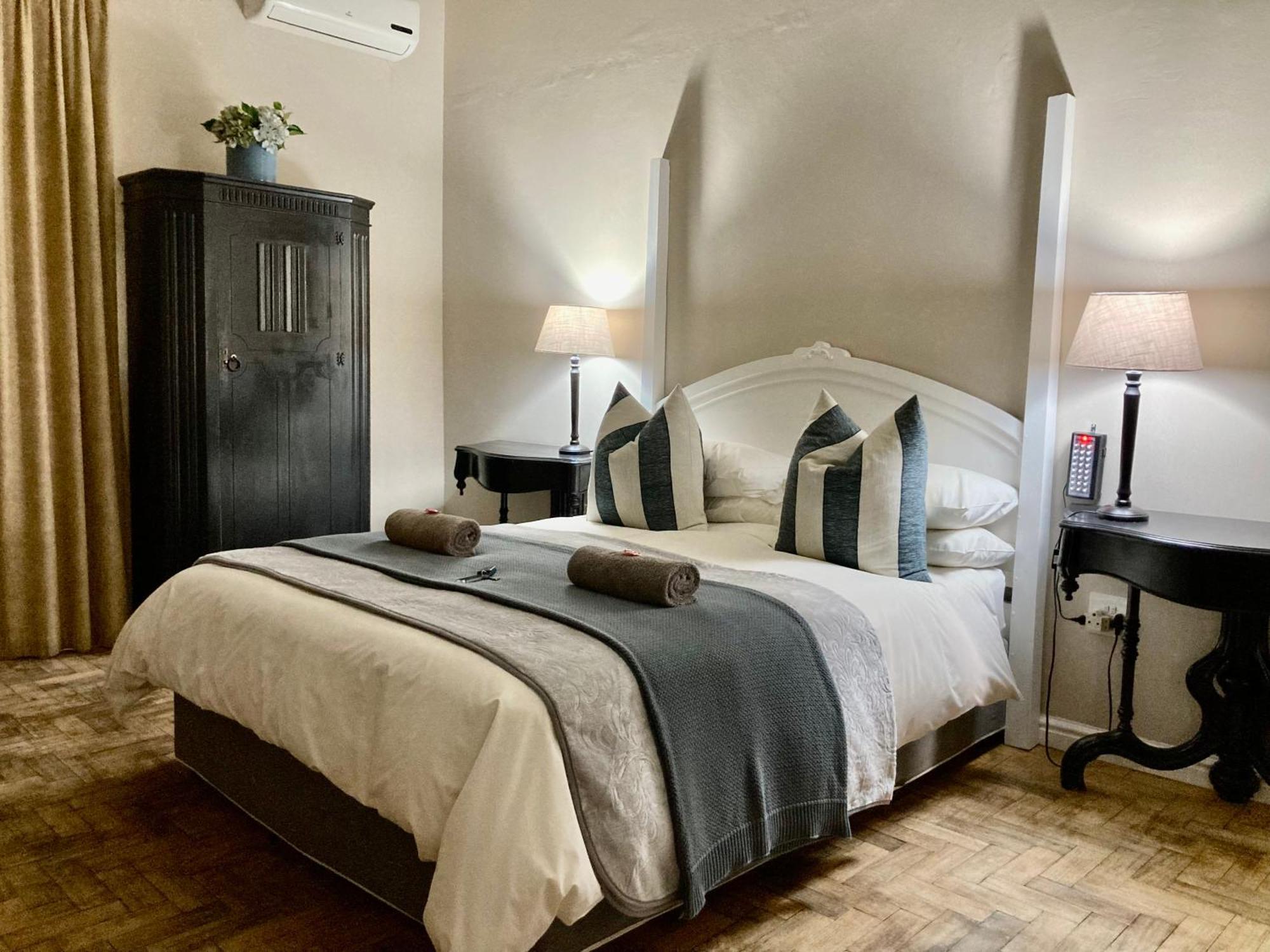 The Merino Guest House Beaufort West Exterior photo